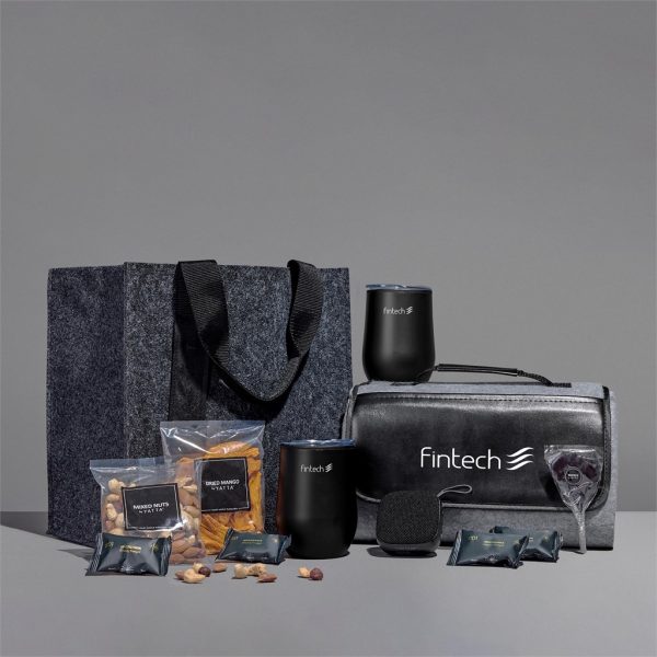 Yatta Lavishly Laden Hamper Yatta Lavishly Laden Hamper